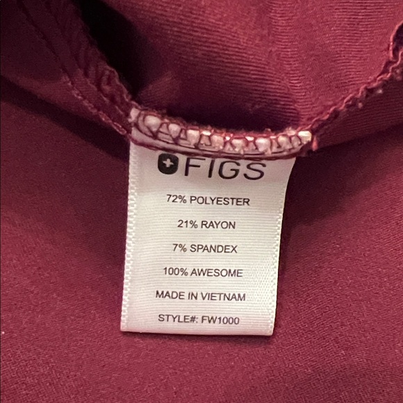 FIGS Catarina One Pocket Burgundy Scrub Top, Medium - Picture 8 of 9